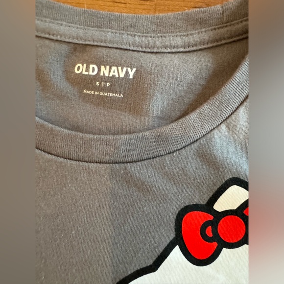 hello kitty tshirt - Picture 3 of 3